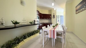 Villa | 5 bedrooms - Luxury Palace 5 Bedrooms 5 Bathrooms (Racale)