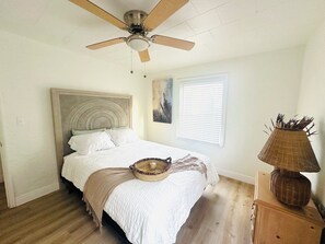 3 bedrooms, WiFi, bed sheets