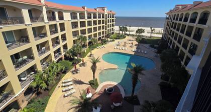 Laid-Back Luxury – Beachfront Condo at Inn By The Sea