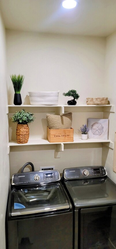 New Charming 2-bedroom Casita in nice El Centro with WiFi, AC