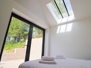 3 chambres, décor unique, ameublement unique, accès au Wi-Fi (inclus)