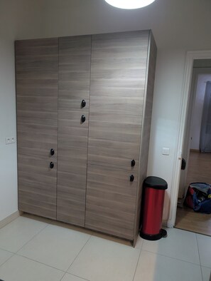 Interior - A stone's throw from Munich (Beausoleil)