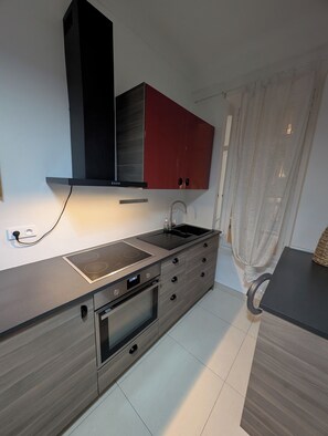 Private kitchen - A stone's throw from Munich (Beausoleil)