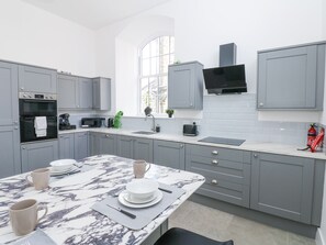 Dishwasher, cookware/dishes/utensils - Seraphim House (Bishop Auckland)