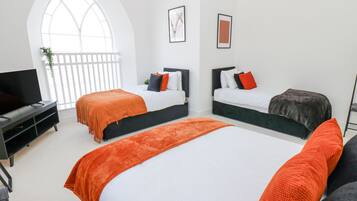 3 bedrooms, individually decorated, individually furnished, free WiFi