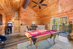 Billiards - Moonlight Haven by Ghosal Luxury Lodging (Pigeon Forge)