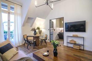 House | 1 bedroom, high-speed internet - Balcon Champs Elysees (Paris)