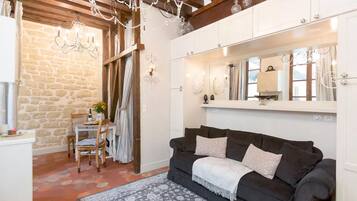 Apartment | 1 bedroom, Internet