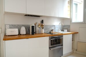 1 bedroom, Internet - Le Plaisir du Pantheon (Paris)