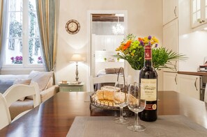 1 bedroom, Internet - Le Jardin Du Marais - Beaubourg (Paris)