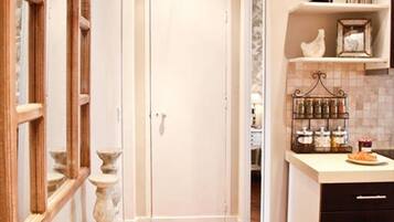 1 habitación y acceso a internet