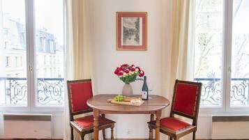 Apartment | 1 bedroom, Internet