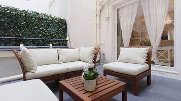 2 bedrooms, Internet