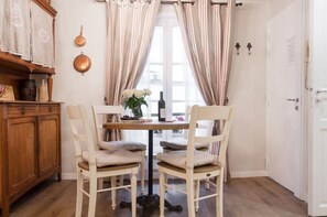 Apartment | 1 bedroom, Internet - Le Merlot du Marais - Pompidou (Paris)