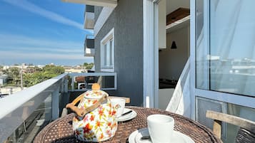 Apartment | Speisen im Freien