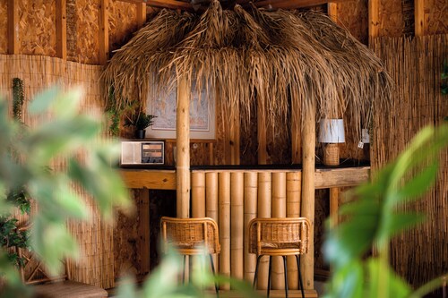 Tiki Bar! Near wineries, Sleeping Bear Dunes, TC - Cedar Cottage