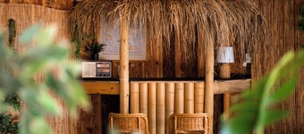Tiki Bar! Near wineries, Sleeping Bear Dunes, TC - Cedar Cottage