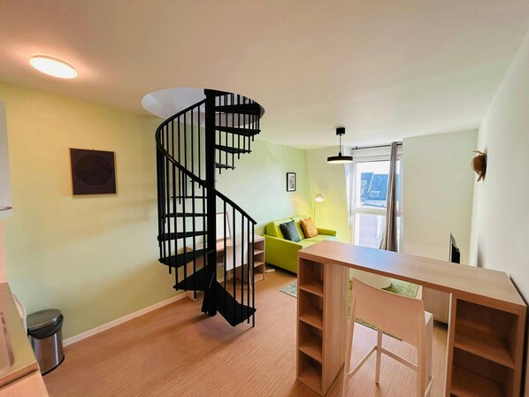 Apartment | 1 bedroom - We Live In R - Duplex 504 (Reims)