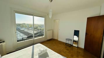 4 bedrooms
