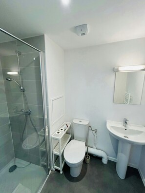 Room - We Live In R - Suite 401 (Reims)