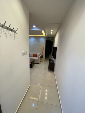 Apartment, 1 Bedroom, Accessible, Smoking | Interior