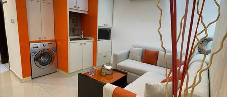 Apartamento, 1 habitación, accesible para personas con discapacidad, fumadores | Sala de estar