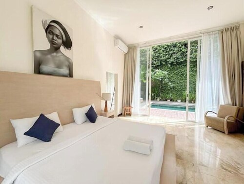 Big Villa & Pool 5 mins to Beach