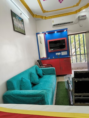 Living area - Hotel Dream  (Patna)