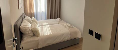 3 bedrooms, WiFi, bed sheets