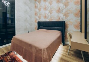 1 chambre, fer et planche à repasser, Wi-Fi