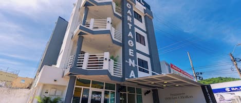 Fachada da propriedade