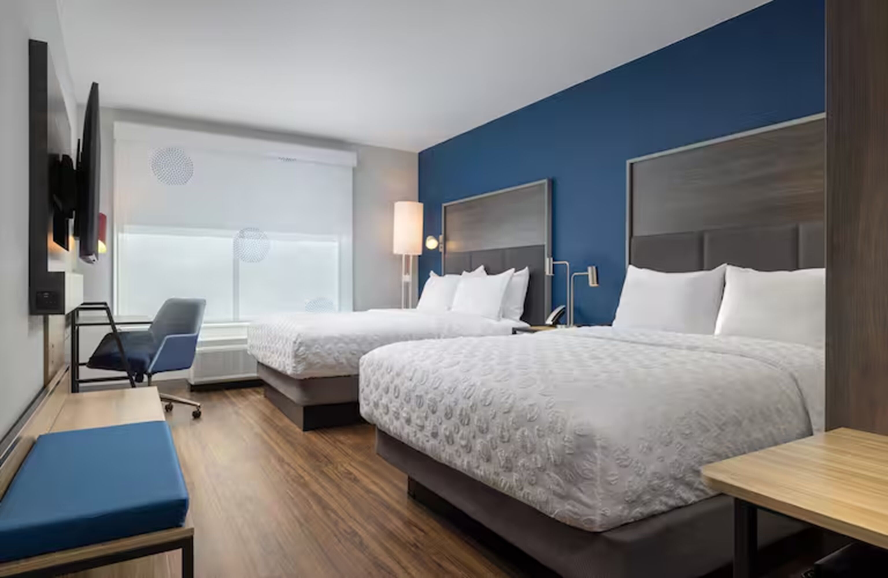 In-room safe, free WiFi