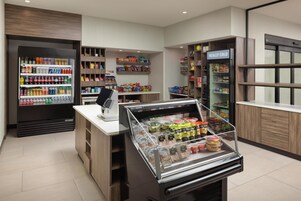 Snack bar