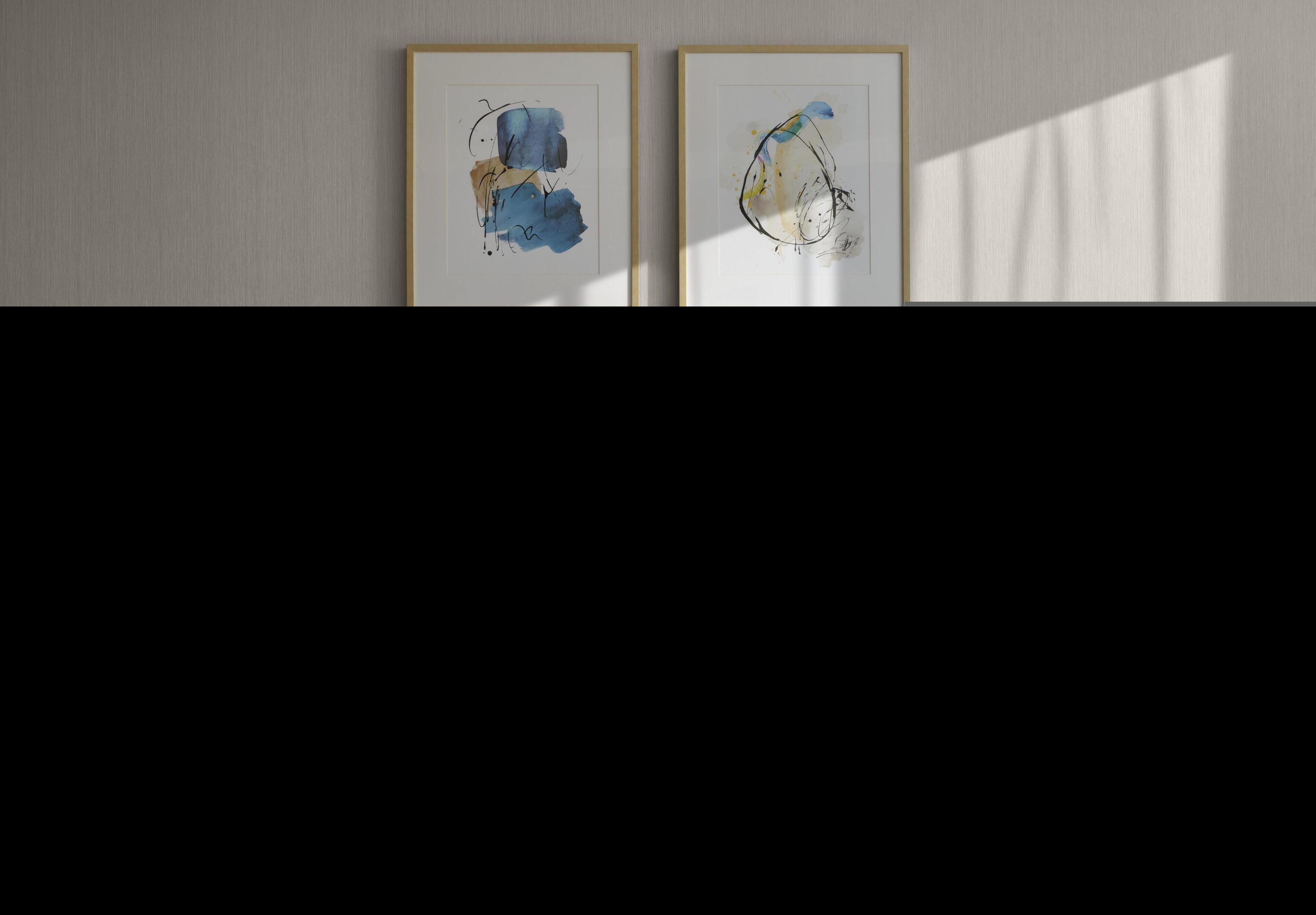 Een kluis op de kamer, een strijkplank/strijkijzer, gratis wifi