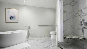 Dusche im Bad