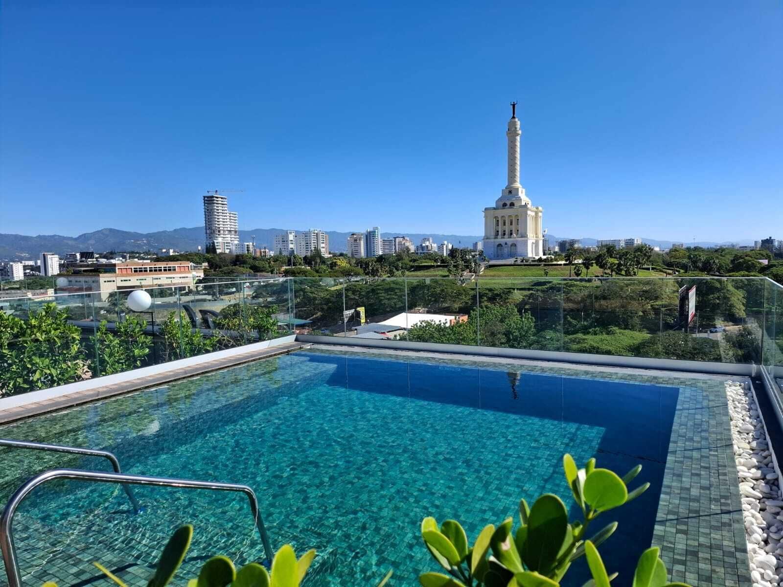Piscine extérieure (ouverte en saison)