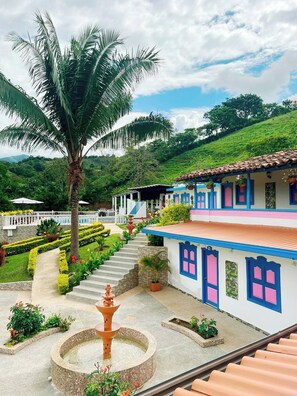 Fachada da propriedade