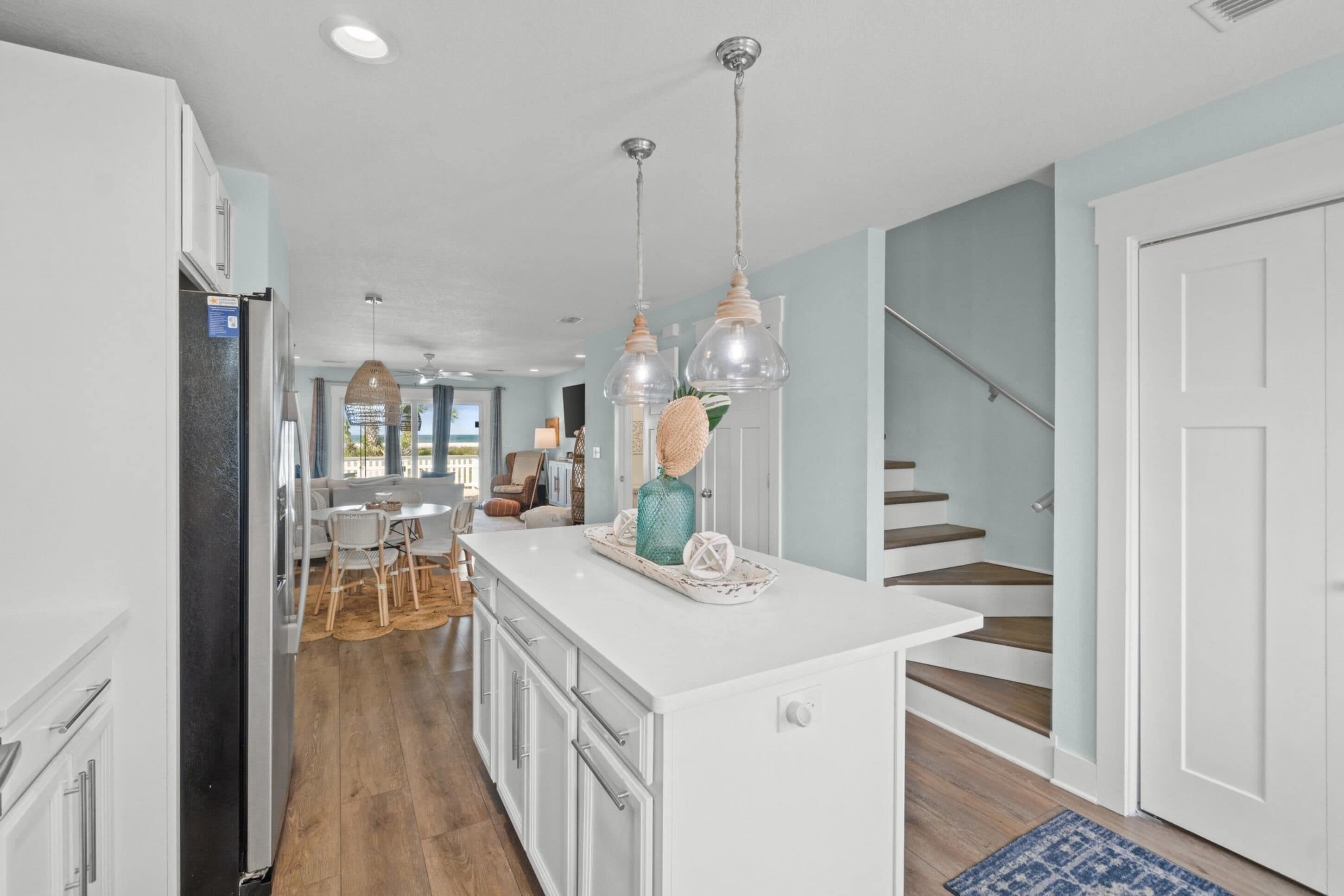 Townhome, Ocean View | Private kitchen | Full-size fridge, microwave, oven, stovetop