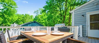 4 Bed, King Bed, Tvs ,Grill, Crib, Kids Essentials,Sleep Noise Machine,Bond Park