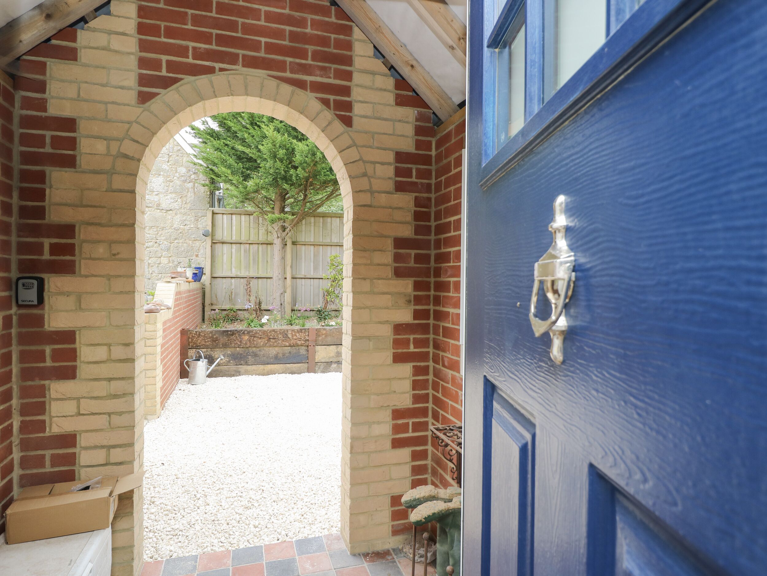 المنشأة من الداخل