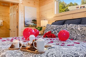 Comfort huisje, uitzicht op tuin | Luxe beddengoed, een gratis minibar, gratis wifi, beddengoed