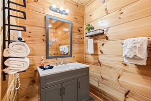 Comfort Cabin, Garden View | Bathroom - Couples Refuge by Ghosal Luxury Lodging (Sevierville)
