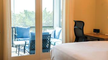 3 makuuhuonetta, silitysrauta/-lauta, Wi-Fi, vuodevaatteet