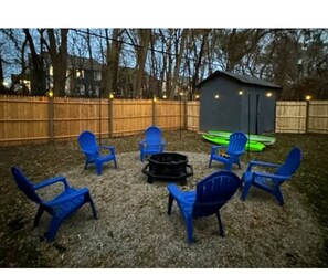 Property grounds - Honey Pot House  - Lake Access+Firepit+Kayaks (Novi)