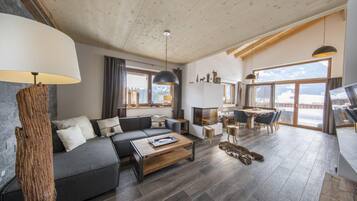 Chalet | Living room