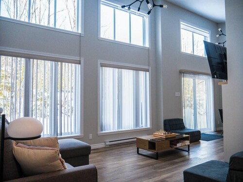 Hôtel à la maison - Le Verseau, golf et ski!