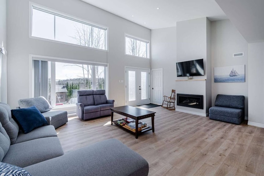 Hôtel à La Maison - Le Trio, Golf Et Ski! - Thetford Mines