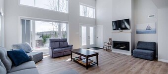 Hôtel à la maison - Le Trio, golf et ski!