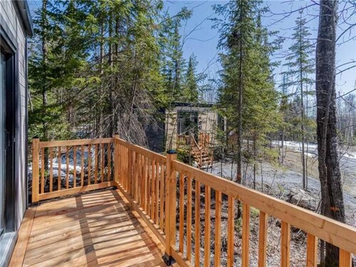 Hôtel à la maison - La Cachette, golf et ski!