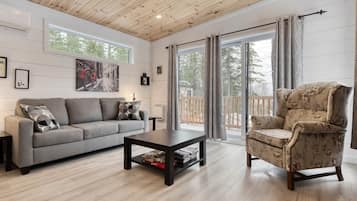 Televisie en een open haard